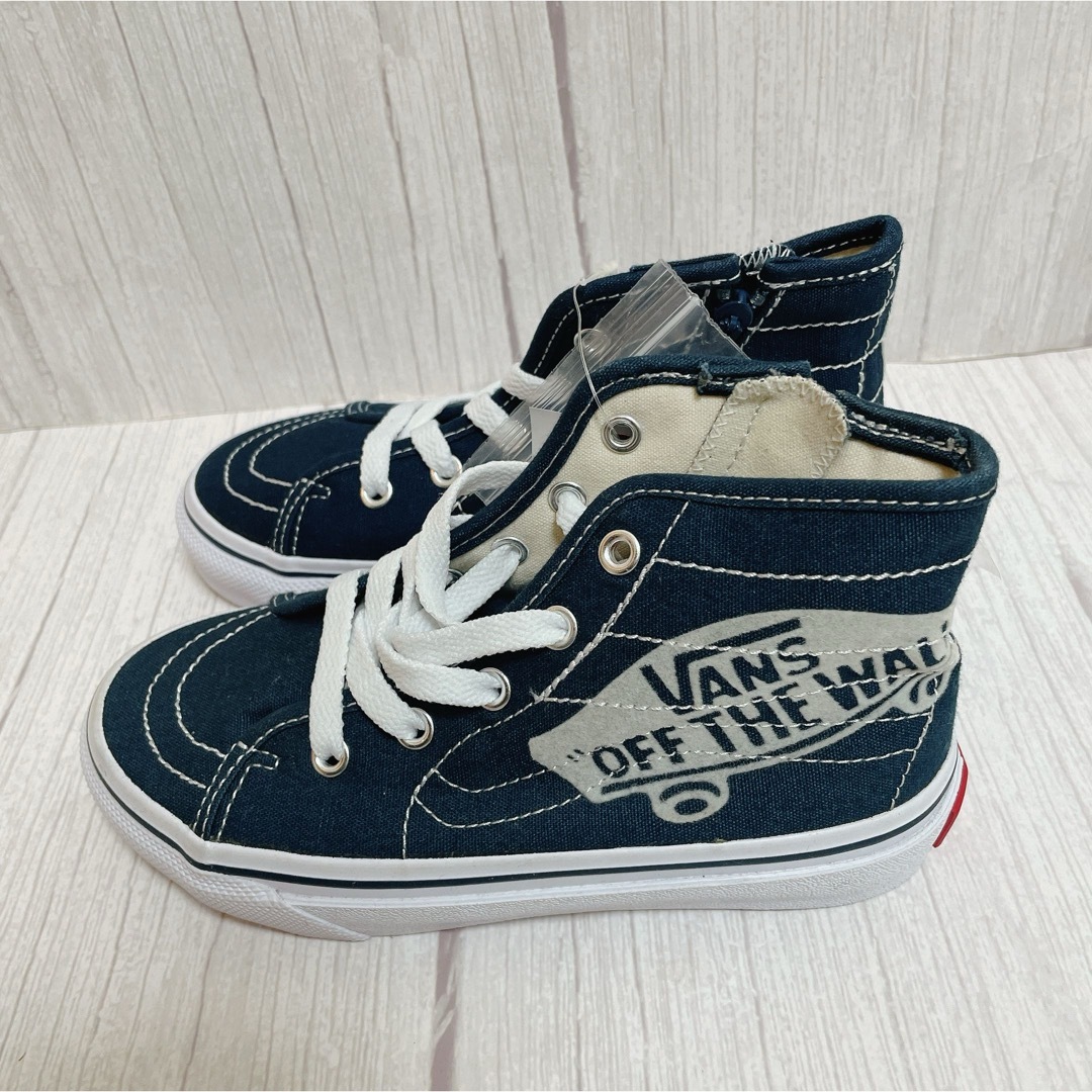 VANS(ヴァンズ)の新品　vans スニーカー　キッズ　子供靴　19cm キッズ/ベビー/マタニティのキッズ靴/シューズ(15cm~)(スニーカー)の商品写真