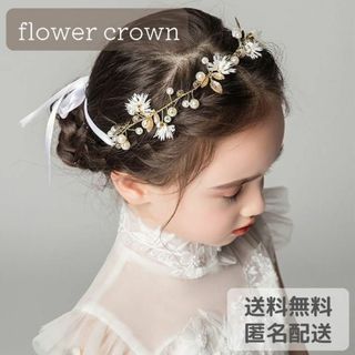 ヘッドアクセサリー カチューシャ　花冠　花かんむり　韓国子供服(その他)