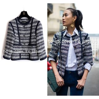 シャネル(CHANEL)のシャネル ジャケット CHANEL ネイビー ホワイト グレー ストライプ コットン ツイード 新品同様 44(ノーカラージャケット)