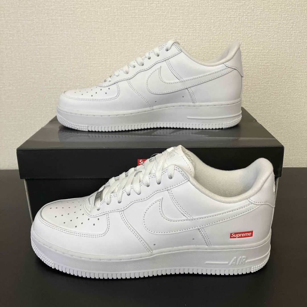 Supreme - ナイキ コラボ シュプリーム スニーカー 新品 未使用 Supreme - ナイキ コラボ シュプリーム スニーカー 新品 未使用