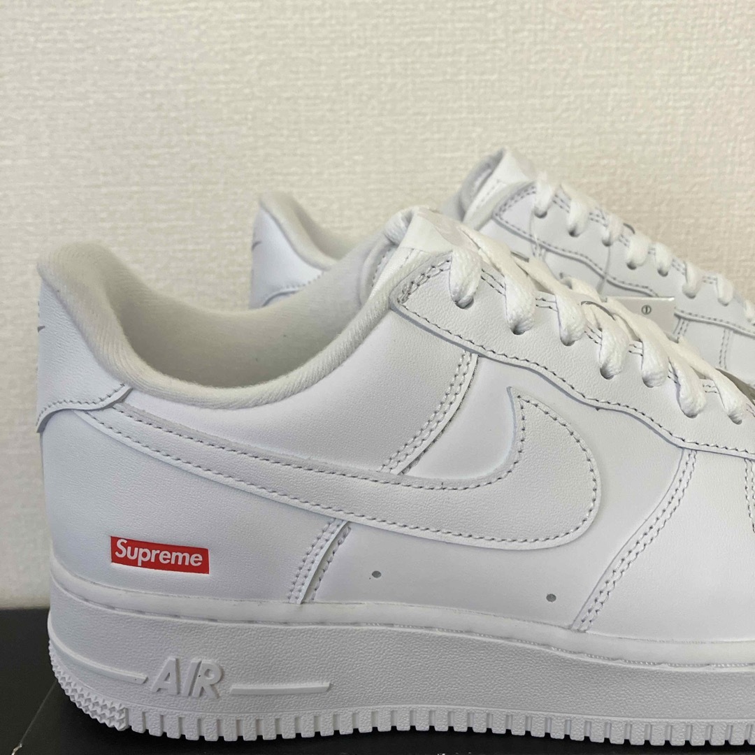 Supreme - ナイキ コラボ シュプリーム スニーカー 新品 未使用 Supreme - ナイキ コラボ シュプリーム スニーカー 新品 未使用