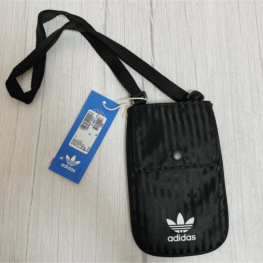 adidas(アディダス)の新品 Adidas ショルダーバッグ メンズのバッグ(ショルダーバッグ)の商品写真