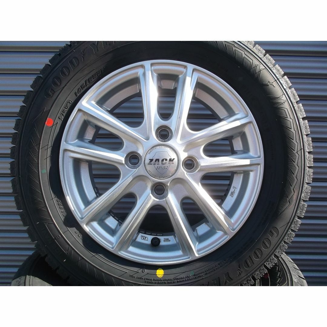 Goodyear(グッドイヤー)の新品145/80R13◆グッドイヤー　アイスナビ8◆中古ホイールセット 自動車/バイクの自動車(タイヤ・ホイールセット)の商品写真