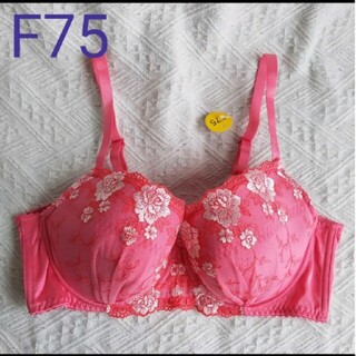 Ｆ７５★背中すっきり脇高ブラジャー★ウレタンカップ★新品(ブラ)