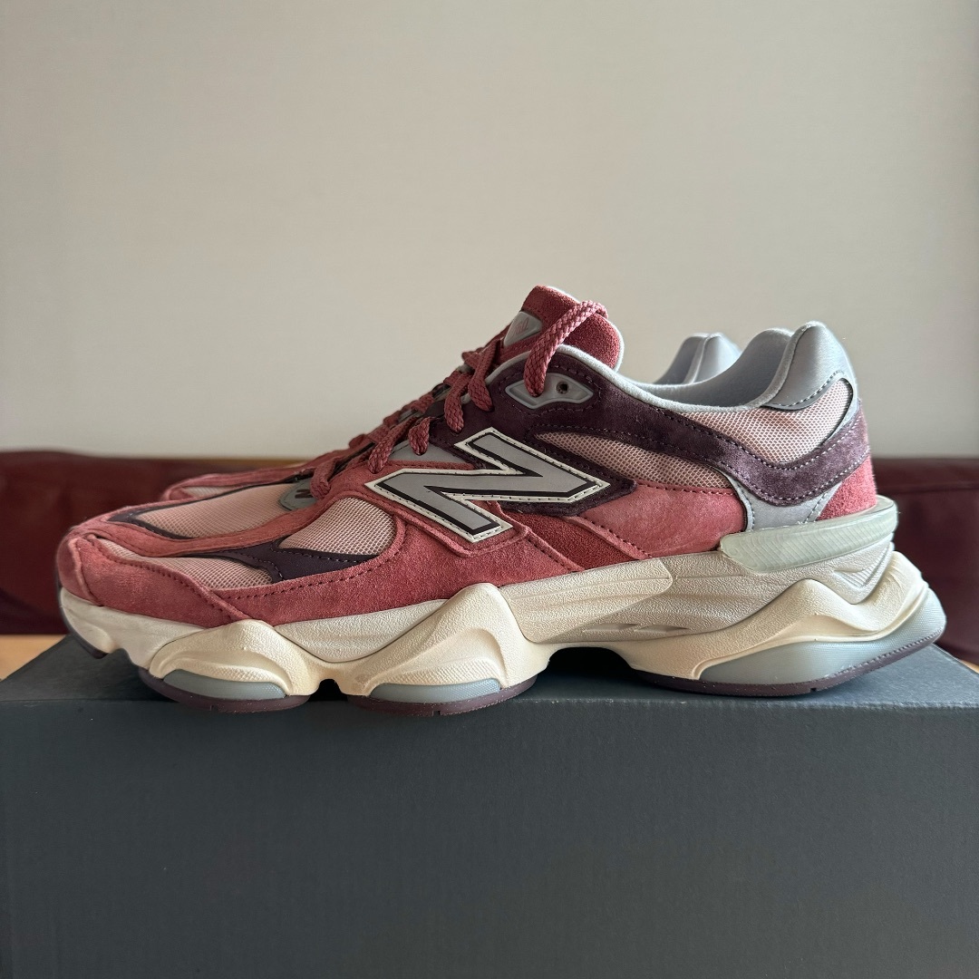 New Balance(ニューバランス)のおまめ様専用 U9060TRU 28㎝ ニューバランス New Balance メンズの靴/シューズ(スニーカー)の商品写真