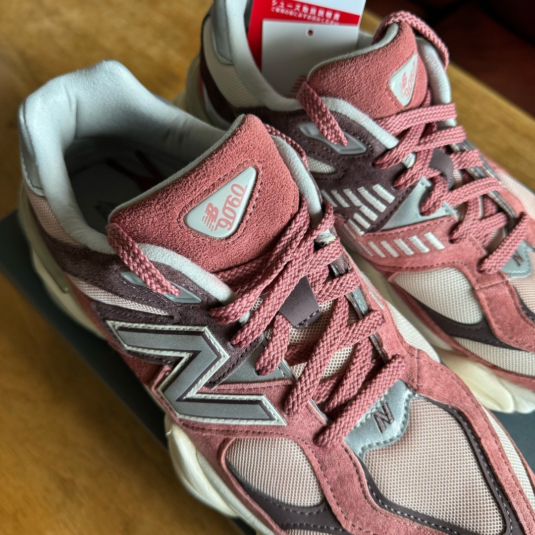 New Balance(ニューバランス)のおまめ様専用 U9060TRU 28㎝ ニューバランス New Balance メンズの靴/シューズ(スニーカー)の商品写真