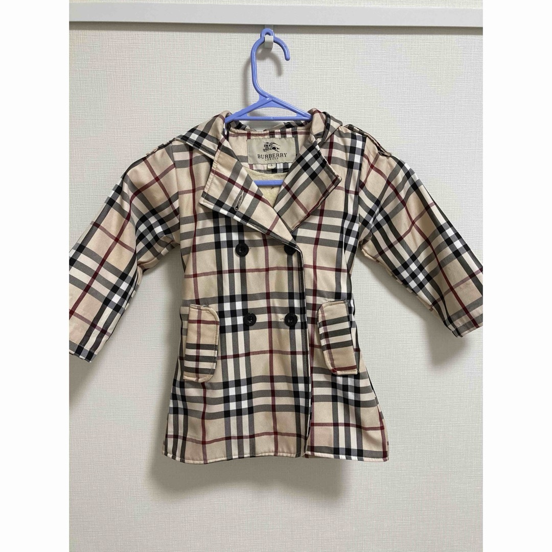 BURBERRY(バーバリー)のバーバリー　コート キッズ/ベビー/マタニティのキッズ服女の子用(90cm~)(コート)の商品写真