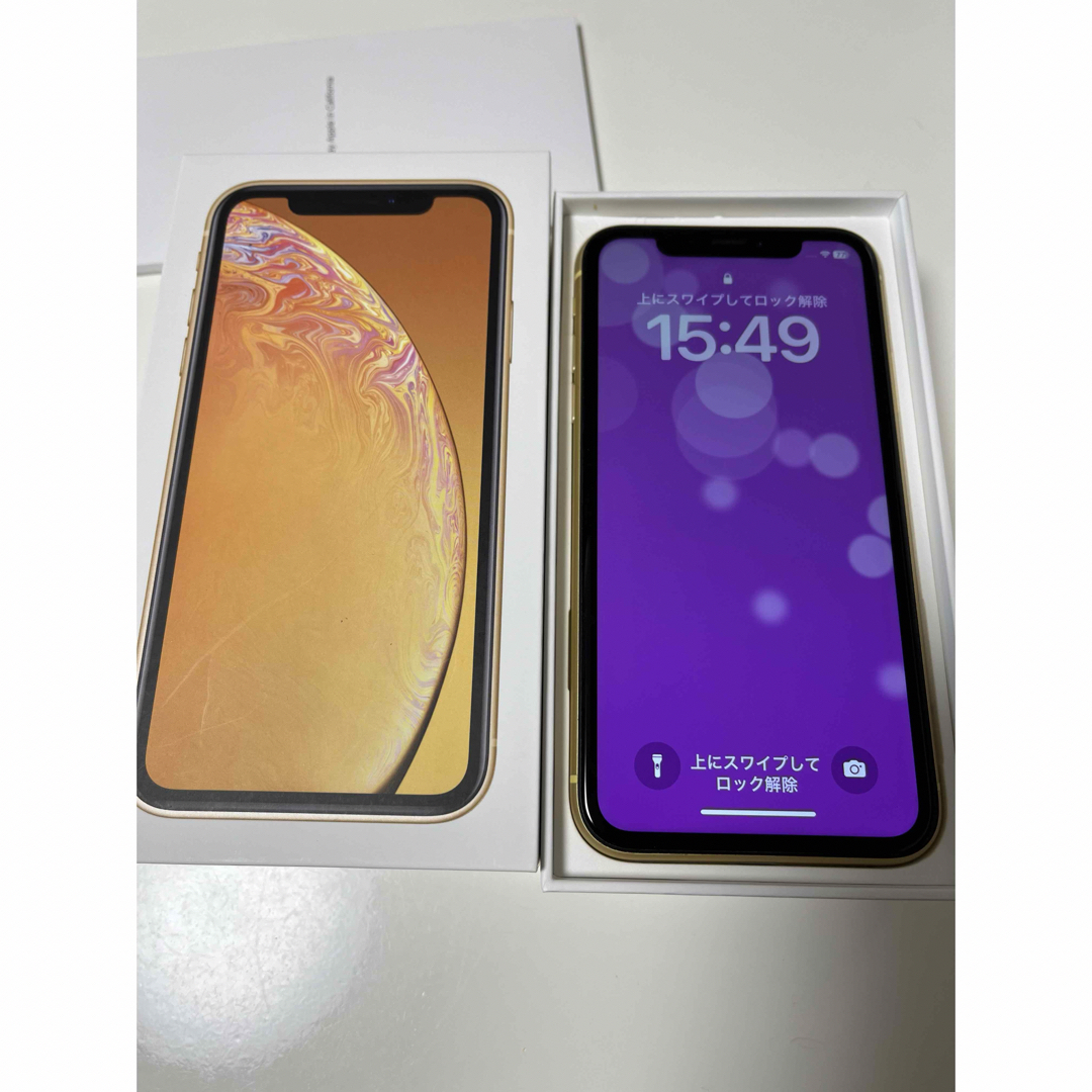 iPhone(アイフォーン)の★美品★iPhoneXR 128GB SIMフリー 本体 スマホ/家電/カメラのスマートフォン/携帯電話(スマートフォン本体)の商品写真