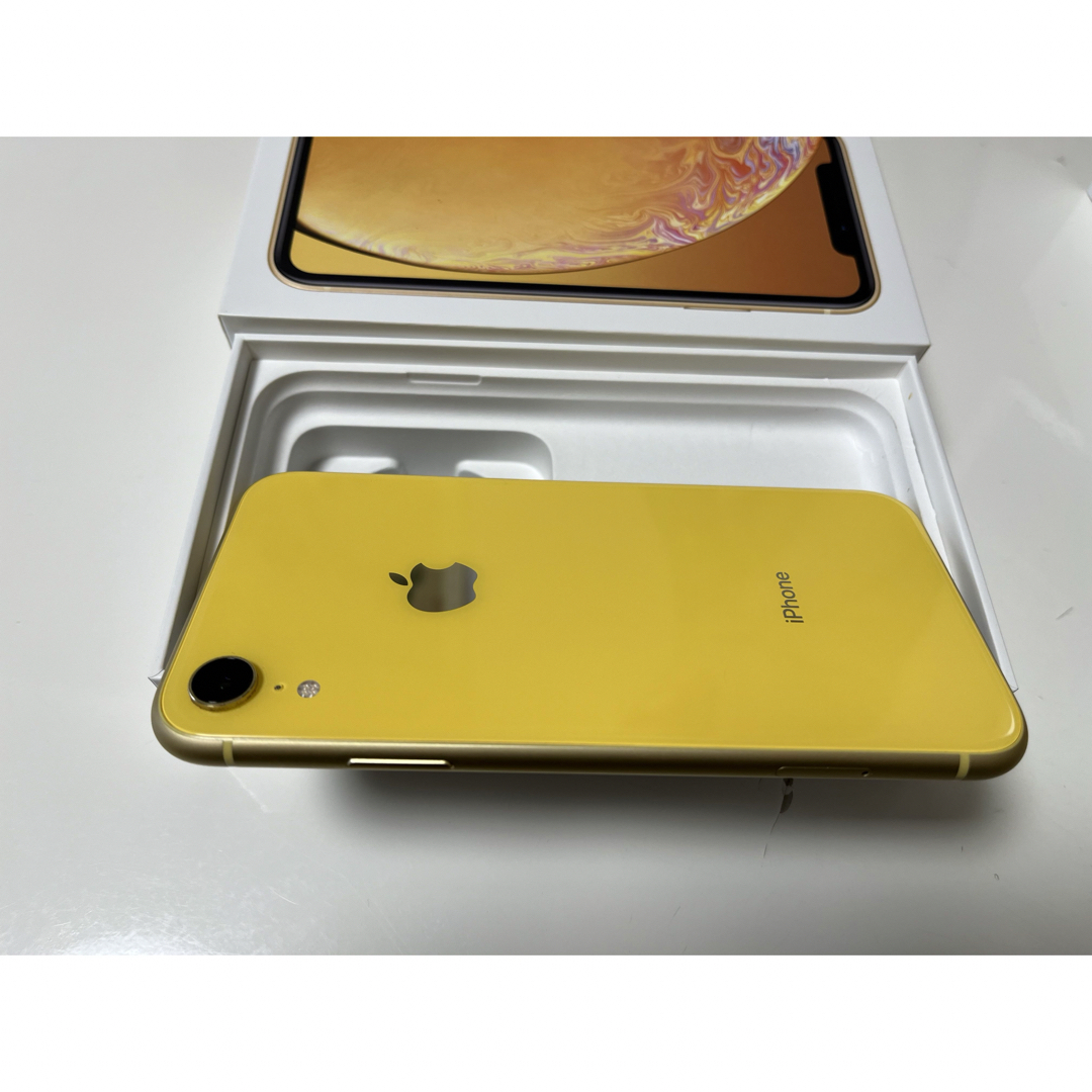 iPhone(アイフォーン)の★美品★iPhoneXR 128GB SIMフリー 本体 スマホ/家電/カメラのスマートフォン/携帯電話(スマートフォン本体)の商品写真