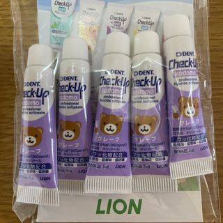 ライオン(LION)のチェックアップ⭐️子ども歯磨き粉ミニサイズぶどう5個(歯ブラシ/歯みがき用品)