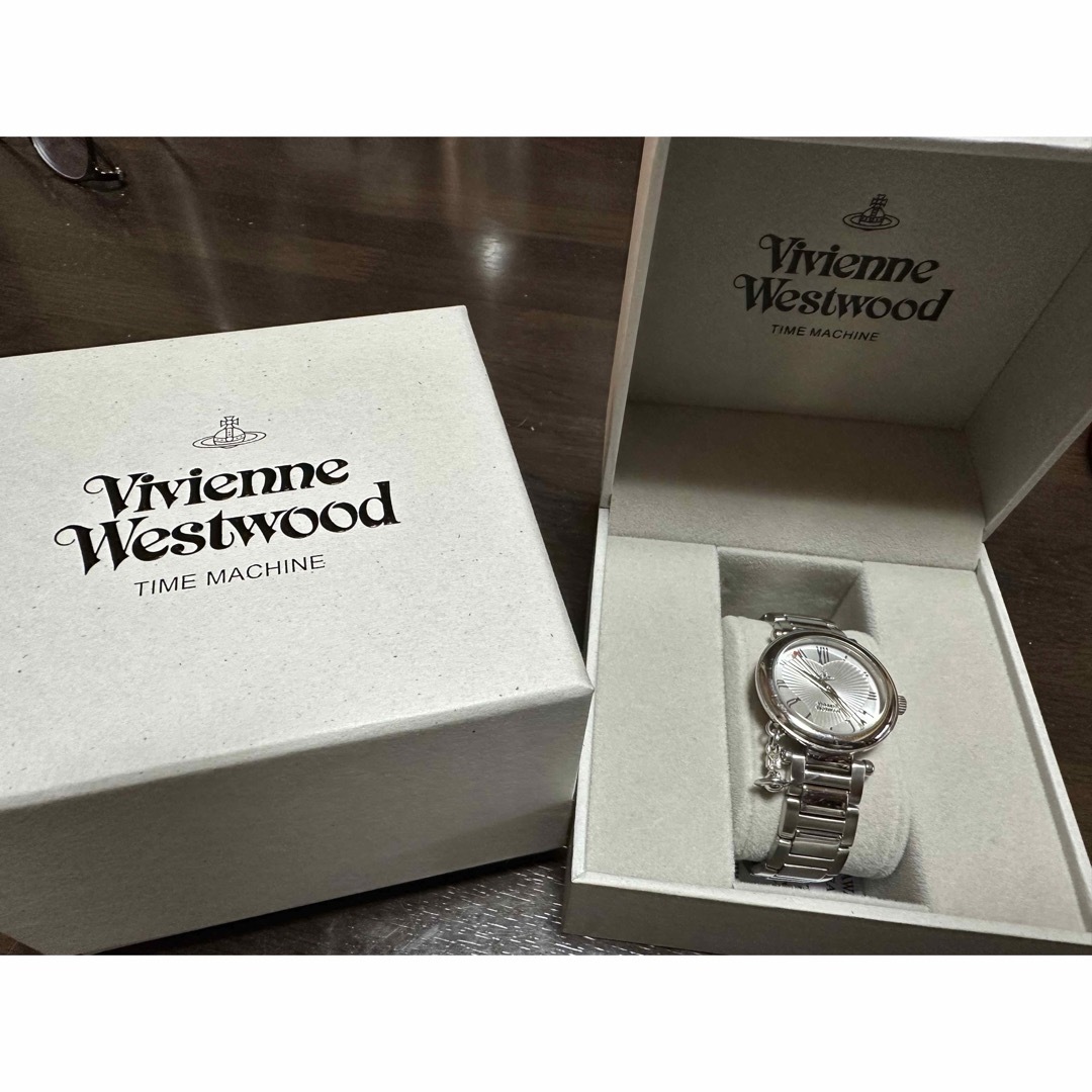 Vivienne Westwood(ヴィヴィアンウエストウッド)のVivienne Westwood レディース時計 レディースのファッション小物(腕時計)の商品写真