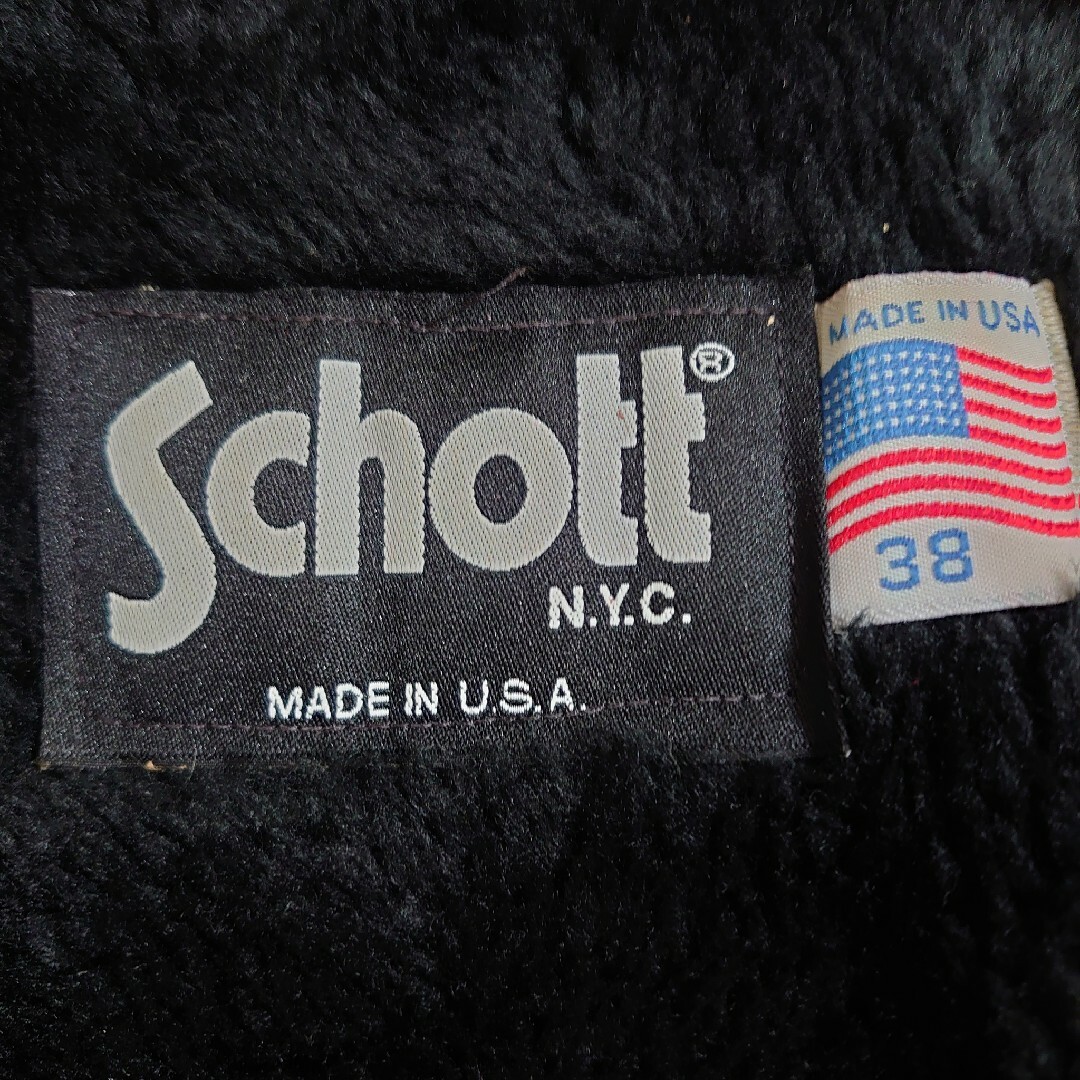 schott(ショット)の★超美品★Schott６４１　シングルライダース　赤　size３８　アメリカ製 メンズのジャケット/アウター(ライダースジャケット)の商品写真