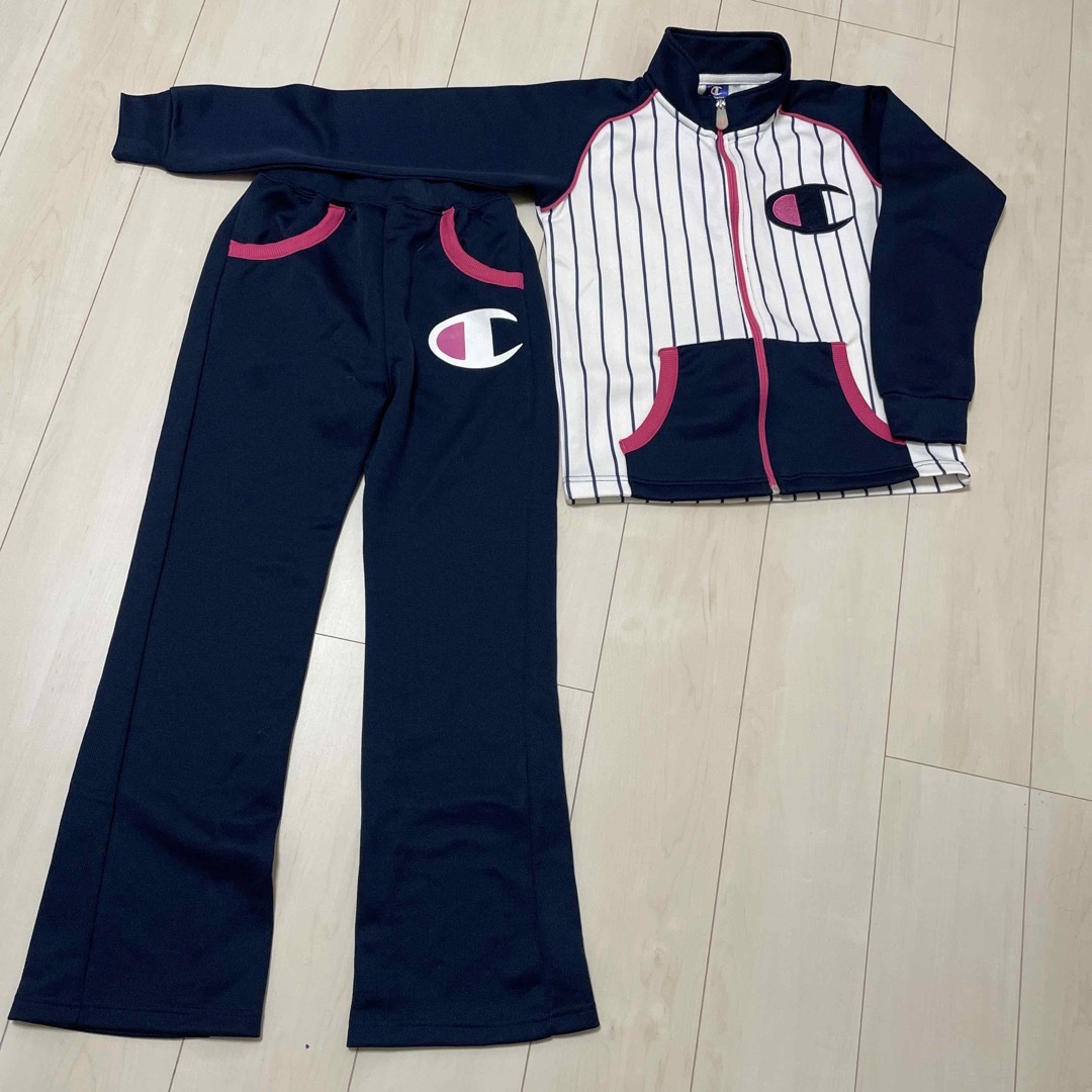 Champion(チャンピオン)のチャンピオン　女児　150 ジャージセット キッズ/ベビー/マタニティのキッズ服女の子用(90cm~)(その他)の商品写真