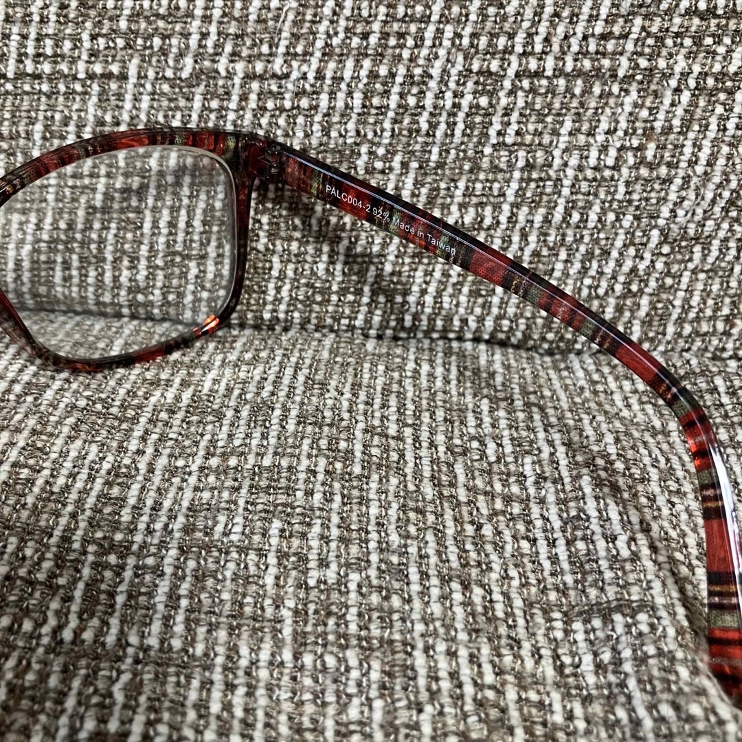 WEGO(ウィゴー)の伊達メガネ 赤チェック レディースのファッション小物(サングラス/メガネ)の商品写真