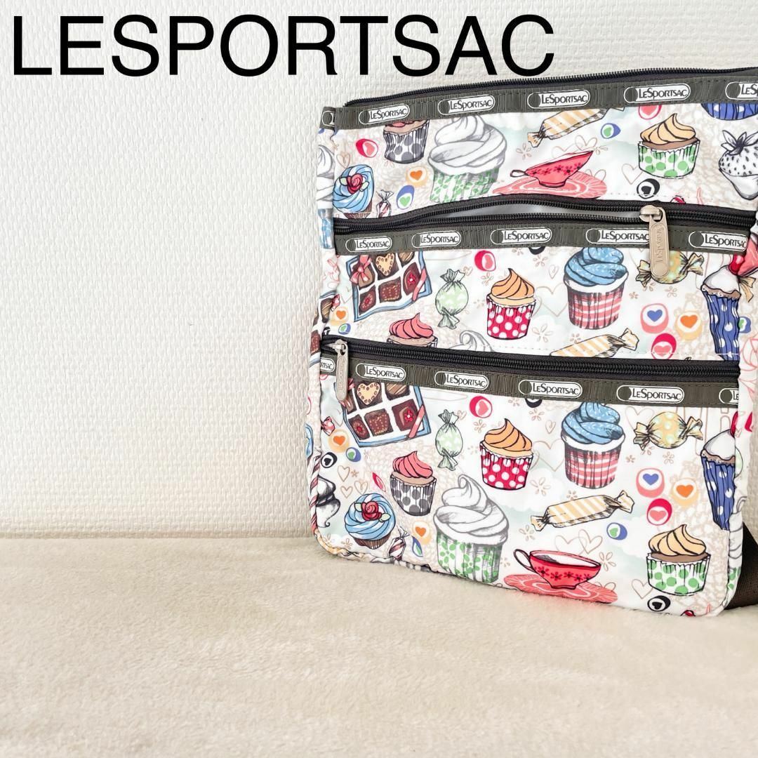 LeSportsac(レスポートサック)の美品✨LeSportsacレスポートサックショルダーバッグハンドバッグホワイト白 レディースのバッグ(ショルダーバッグ)の商品写真