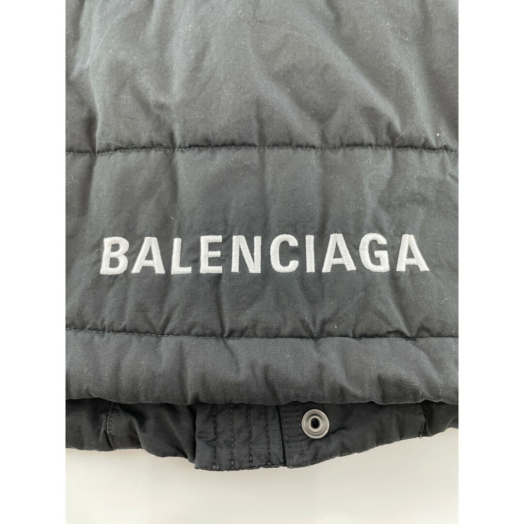 Balenciaga(バレンシアガ)のバレンシアガ 【美品/国内正規/22年製】704506 バックロゴ ダウン １ レディースのジャケット/アウター(ダウンジャケット)の商品写真