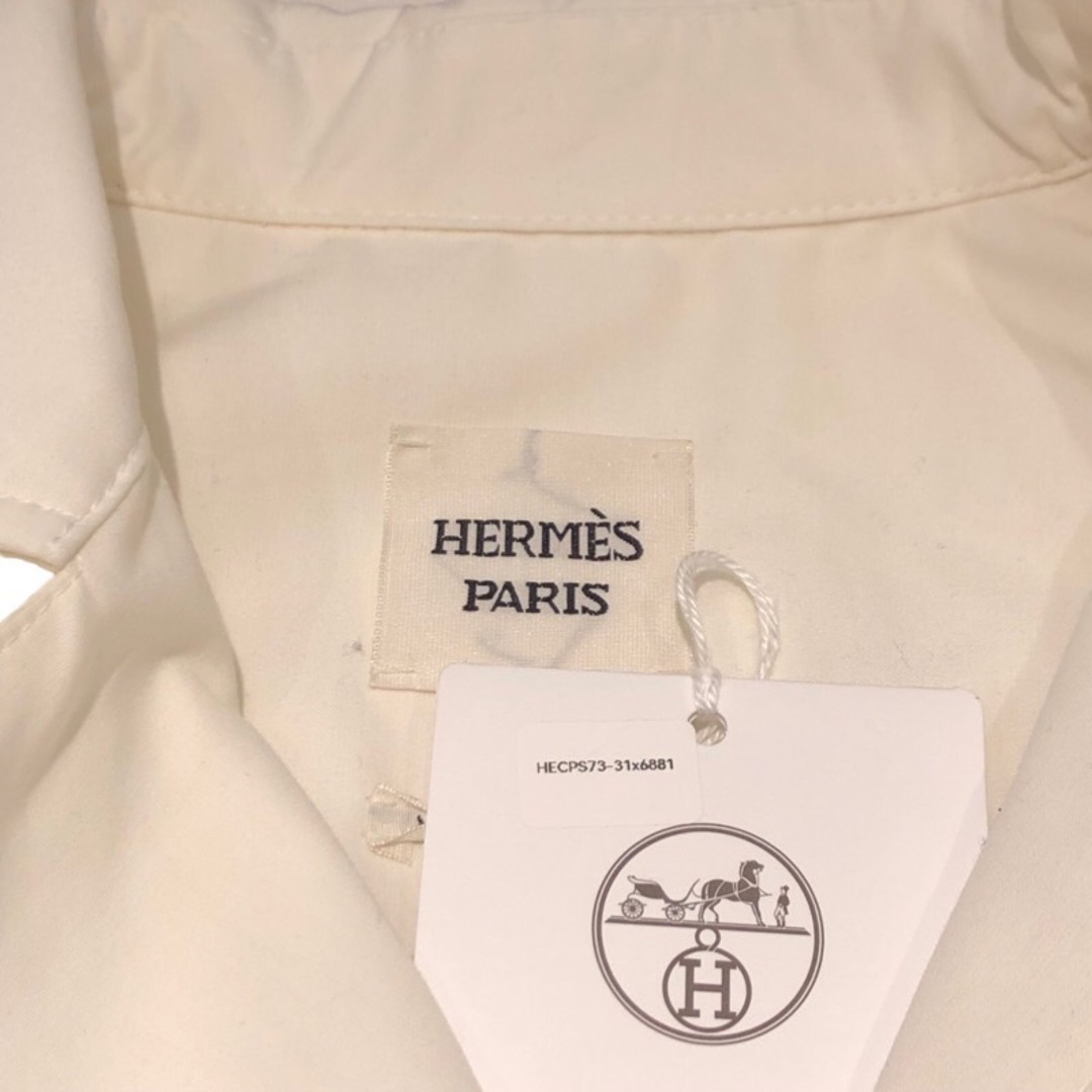 Hermes(エルメス)の　エルメス HERMES バイカラートレンチコート 23SS ホワイト レディース トレンチコート レディースのジャケット/アウター(トレンチコート)の商品写真