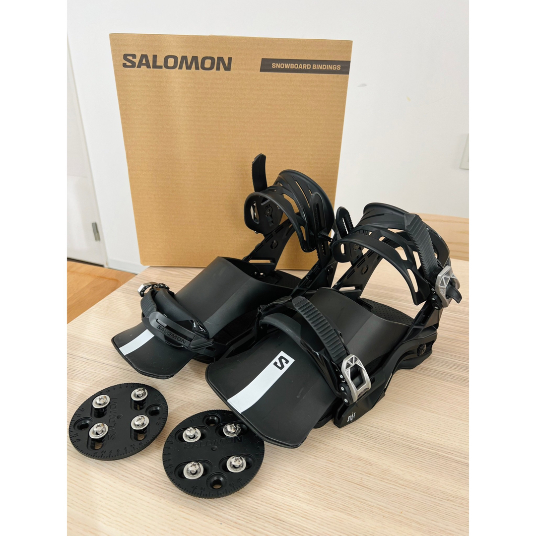 SALOMON(サロモン)の【新品！】SALOMON（サロモン）DISTRICT　スノーボードビンディング スポーツ/アウトドアのスノーボード(バインディング)の商品写真