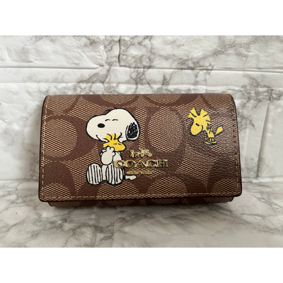 COACH xピーナッツ限定コラボ 5連キーケース スヌーピー シグネチャー COACH xピーナッツ限定コラボ 5連キーケース スヌーピー シグネチャー
