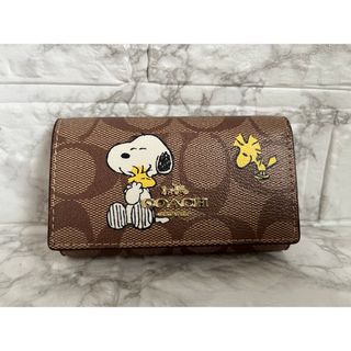 コーチ(COACH)の【新品未使用】COACH xピーナッツ限定コラボ　5連キーケース  スヌーピー(キーケース)