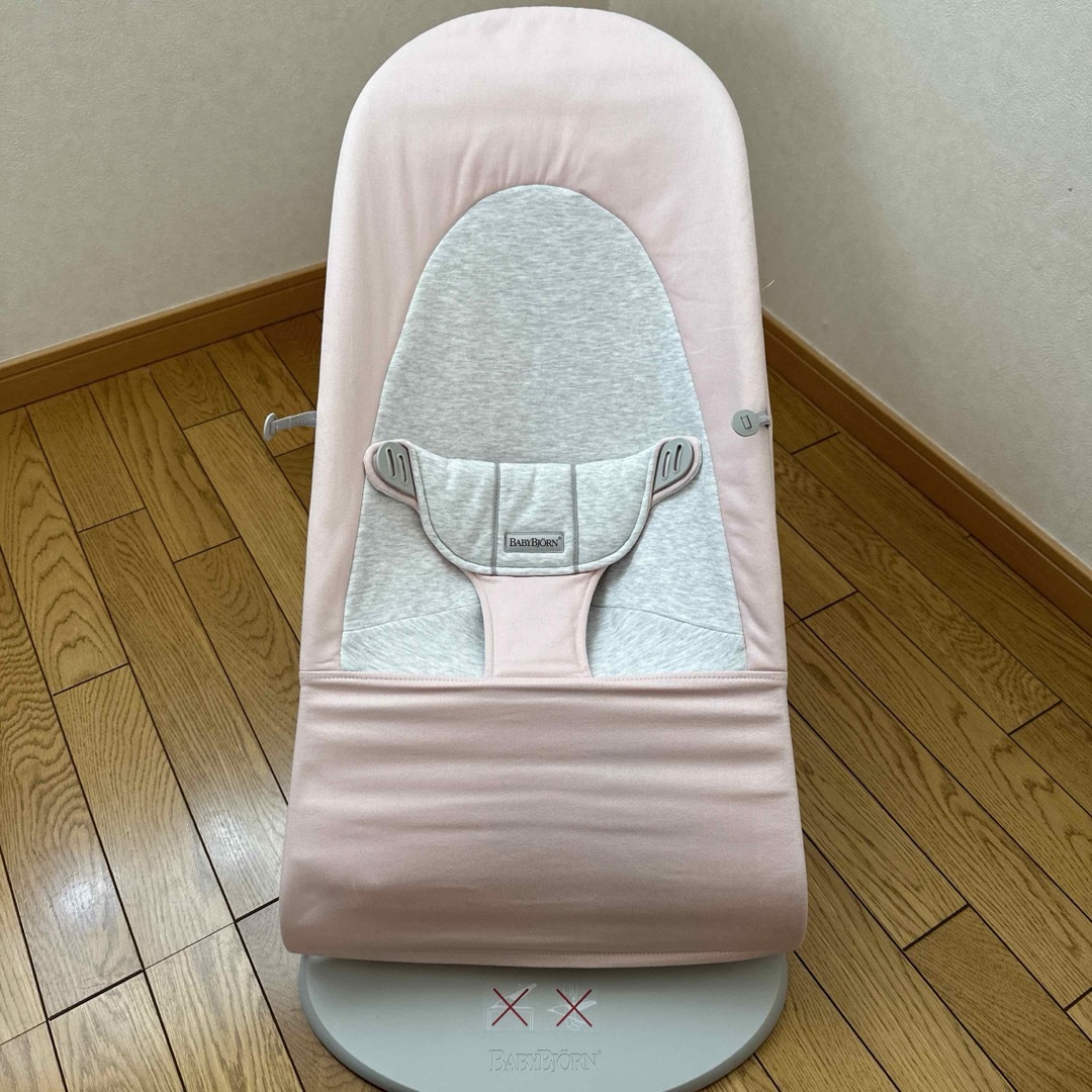 BABYBJORN(ベビービョルン)のバウンサー キッズ/ベビー/マタニティの寝具/家具(ベビーベッド)の商品写真