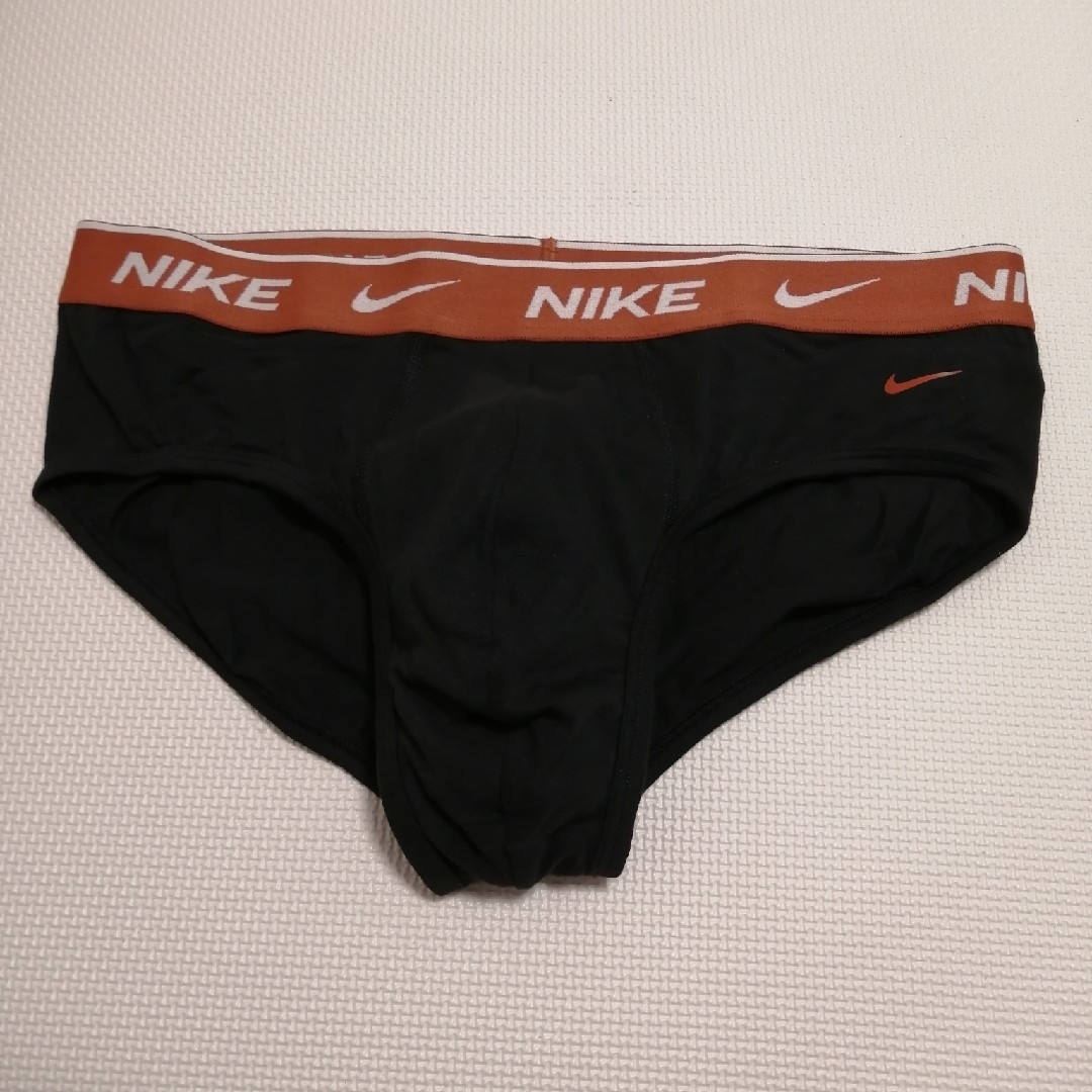 NIKE(ナイキ)の本日限定特価　新品未使用　NIKEブリーフ　サイズM(日本サイズL相当)　3枚組 メンズのアンダーウェア(その他)の商品写真