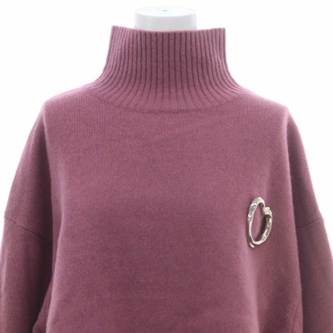 SNIDEL(スナイデル)のスナイデル ショートブローチニット セーター 長袖 ブローチ付き F ピンク レディースのトップス(ニット/セーター)の商品写真