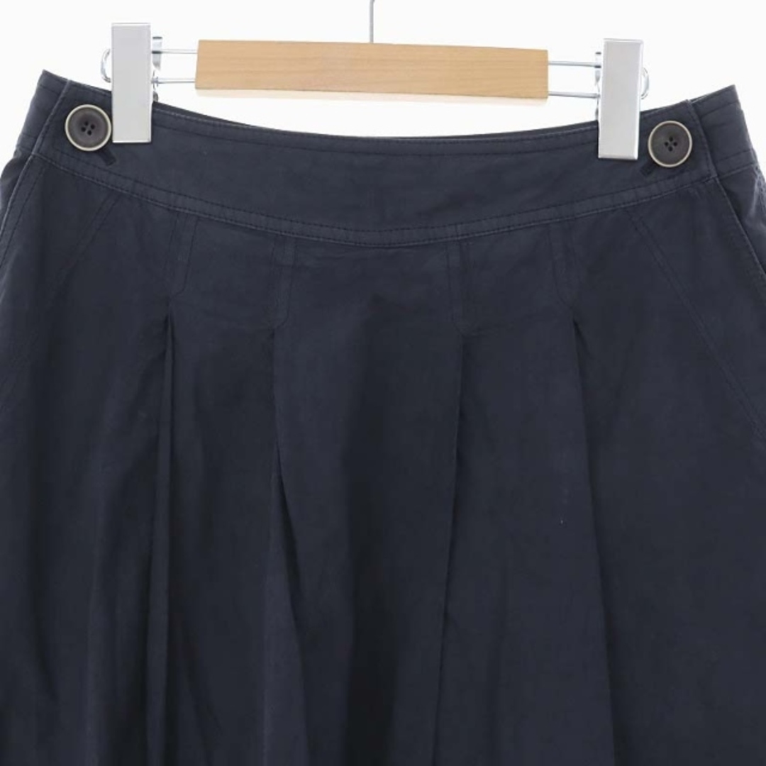 pas de calais(パドカレ)のパドカレ タックフレアスカート ロング 製品染め インナー付き 38 黒 レディースのスカート(ロングスカート)の商品写真