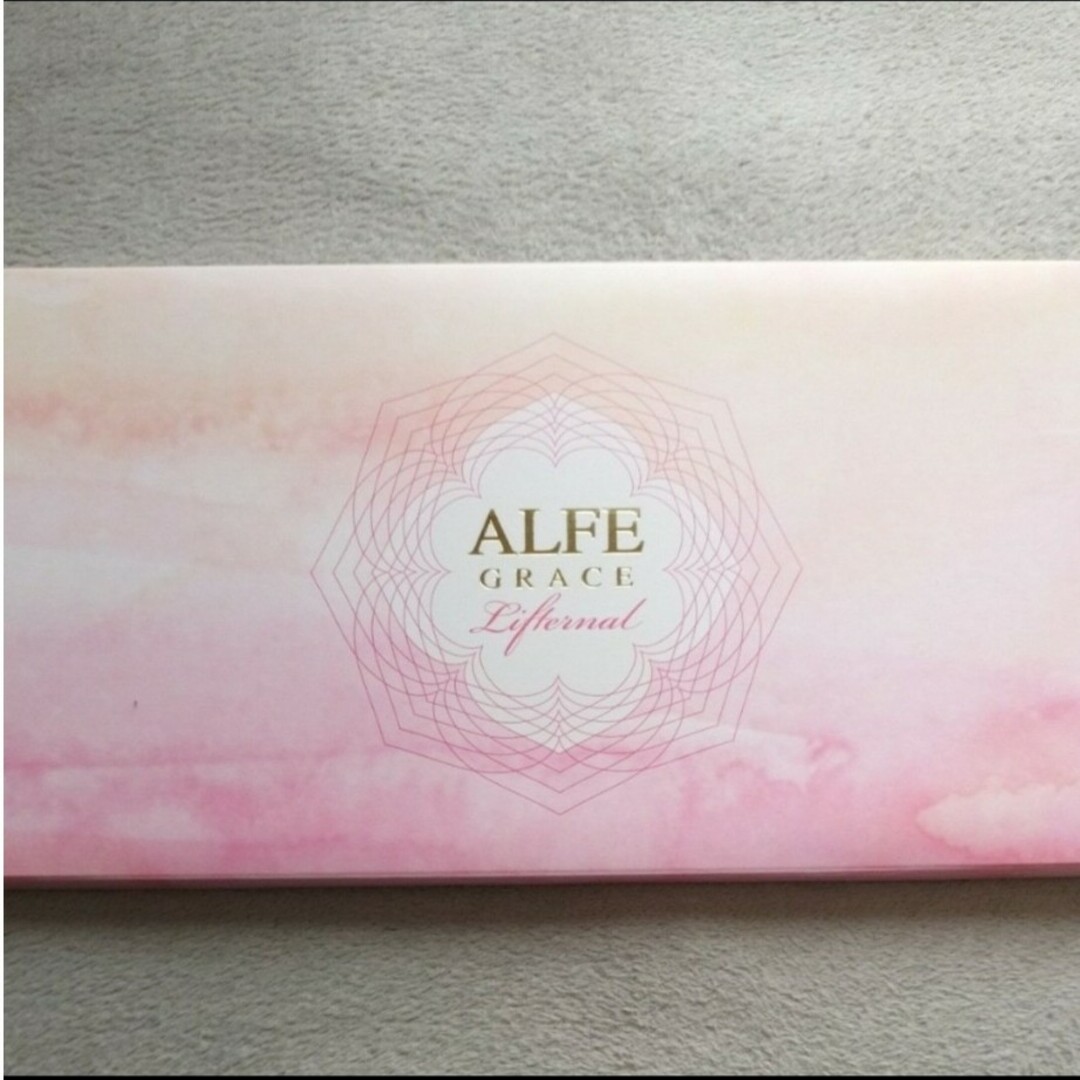 大正製薬(タイショウセイヤク)のALFE GRACE アルフェ グレイス リフターナル 30袋入り 食品/飲料/酒の健康食品(コラーゲン)の商品写真