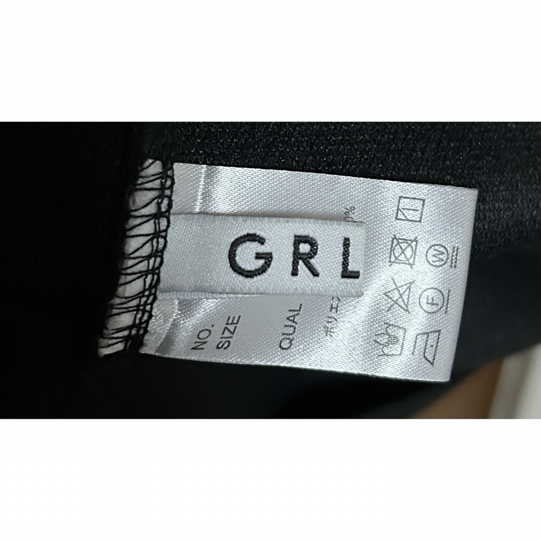 GRL(グレイル)のグレイル　黒　ロングジレ　ワンピース　M レディースのトップス(ベスト/ジレ)の商品写真