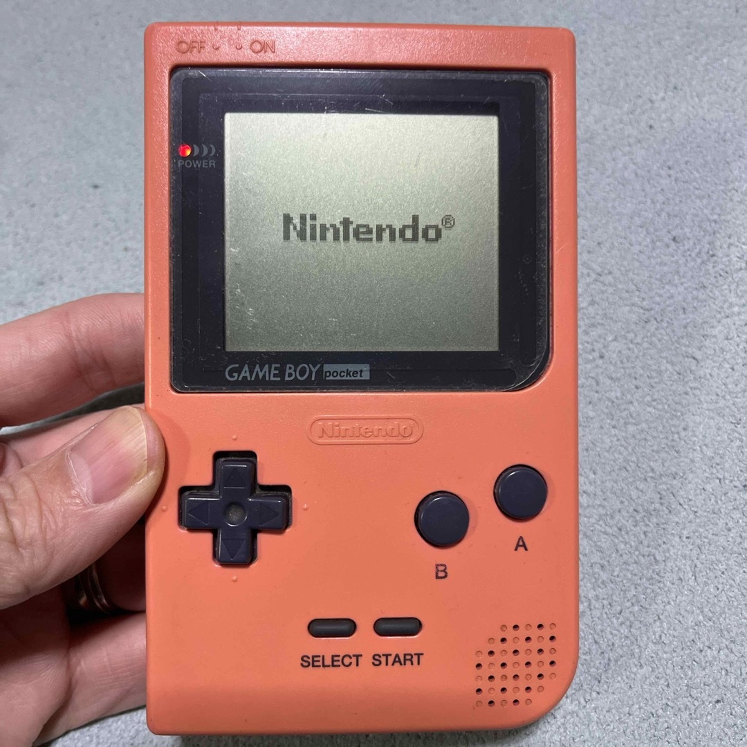 ゲームボーイ(ゲームボーイ)のGAMEBOY Pocket エンタメ/ホビーのゲームソフト/ゲーム機本体(携帯用ゲーム機本体)の商品写真