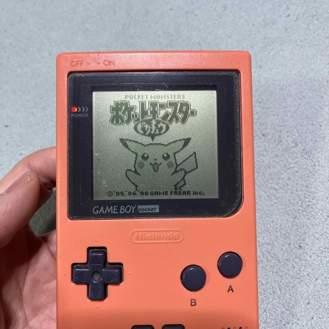 ゲームボーイ(ゲームボーイ)のGAMEBOY Pocket エンタメ/ホビーのゲームソフト/ゲーム機本体(携帯用ゲーム機本体)の商品写真