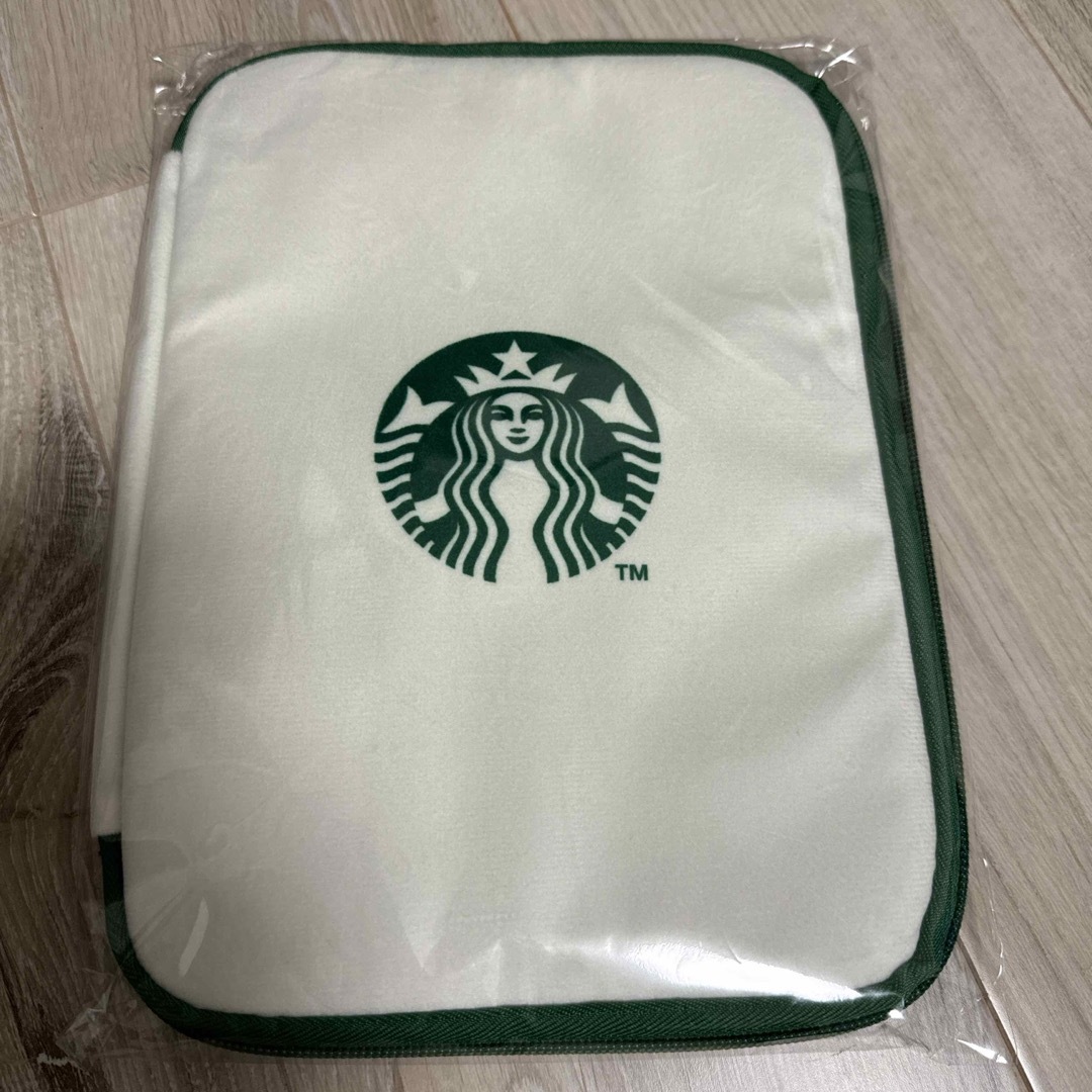 Starbucks(スターバックス)のスターバックス2024年福袋マルチケース エンタメ/ホビーのコレクション(ノベルティグッズ)の商品写真