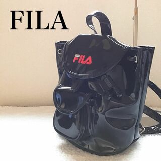 フィラ(FILA)の美品✨FILA フィラ バックパック リュック ブラック 黒 ロゴ(リュック/バックパック)