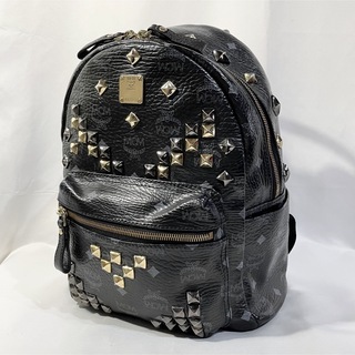 エムシーエム(MCM)の美品 正規品 MCM エムシーエム リュック スタッズ 黒 ブラック ビジュー(リュック/バックパック)