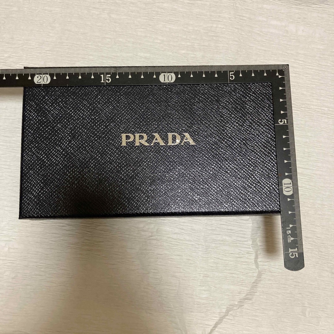 PRADA(プラダ)のPRADA LOUIS VUITTON 空箱　4箱 レディースのバッグ(ショップ袋)の商品写真