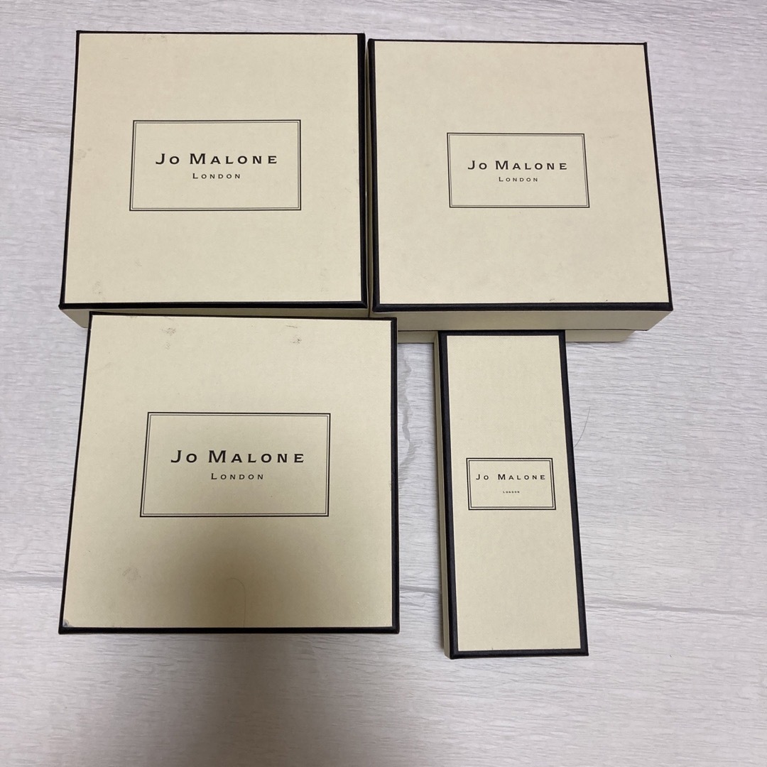 Jo Malone(ジョーマローン)のJO MALONE 空箱4つ インテリア/住まい/日用品の収納家具(ケース/ボックス)の商品写真