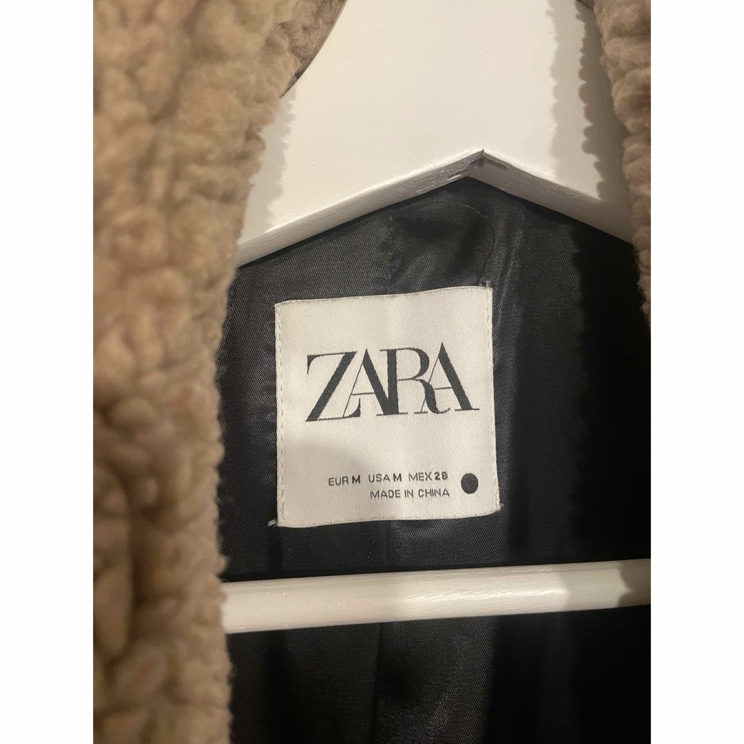 ZARA(ザラ)のフェイクボアコート レディースのジャケット/アウター(ロングコート)の商品写真