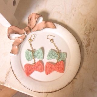 unico リボンピアス♡(ピアス)