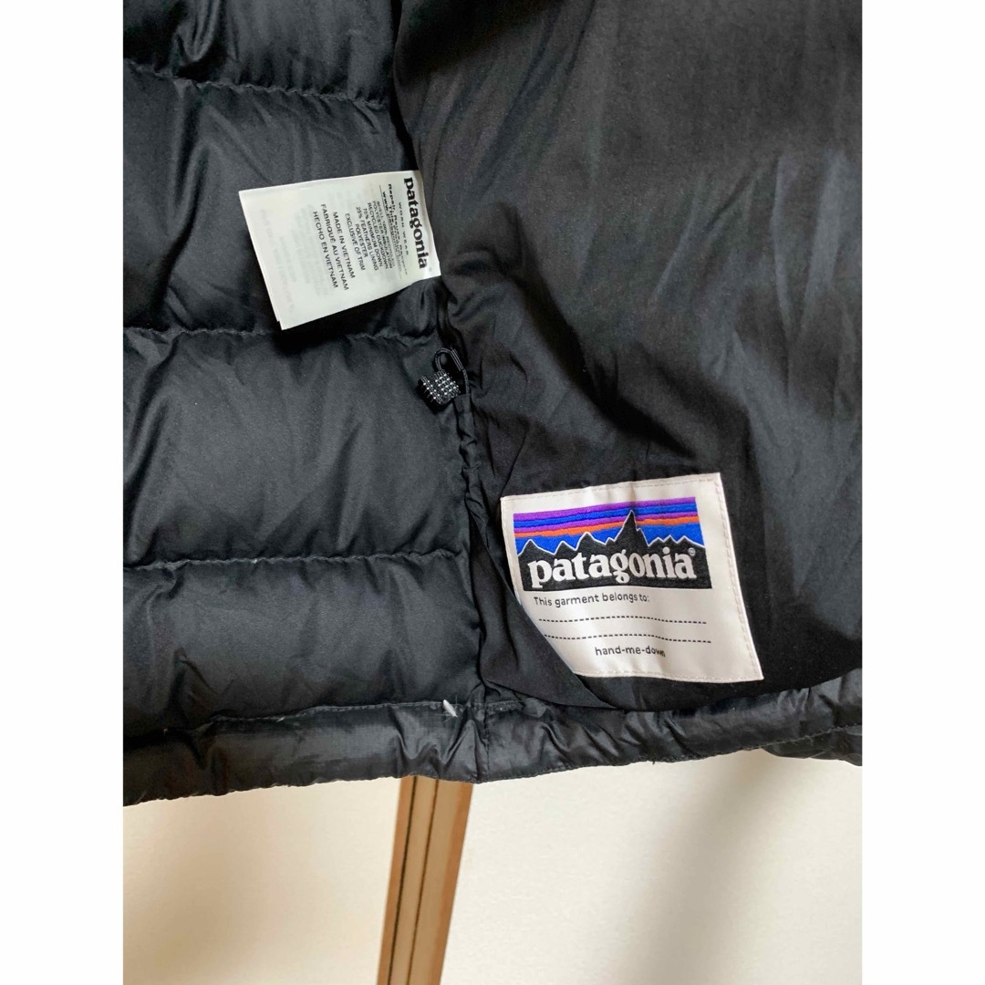 美品　パタゴニア　ダウンジャケット　レディース L相当　28600円 レディースのジャケット/アウター(ダウンジャケット)の商品写真