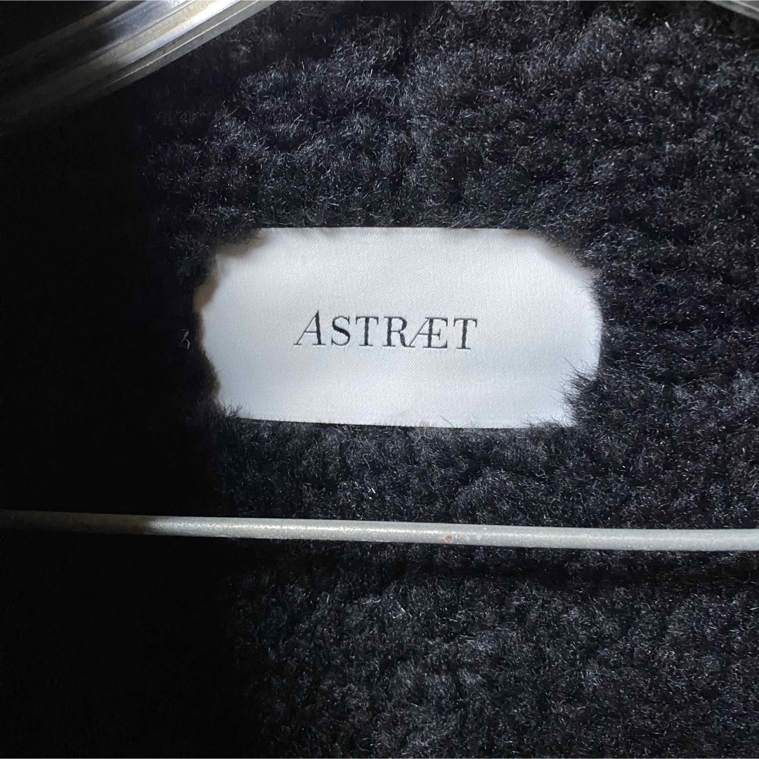 ASTRAET(アストラット)の美シルエット【ASTRAET】オーバーサイズムートン ライダースコート レディースのジャケット/アウター(ムートンコート)の商品写真