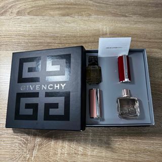 ジバンシィ(GIVENCHY)のGIVENCHY ミニチュアセット 限定品 新品未使用 香水 リップ(コフレ/メイクアップセット)