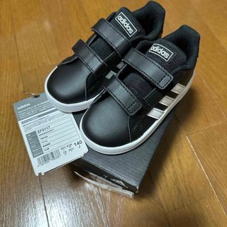 アディダス(adidas)のアディダス　スニーカー　14cm 新品未使用　売り切りセール(スニーカー)