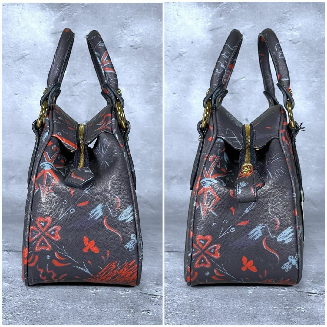 Vivienne Westwood(ヴィヴィアンウエストウッド)の【未使用】ヴィヴィアンウエストウッド アングロマニア ヤスミン オーブ バッグ レディースのバッグ(ハンドバッグ)の商品写真