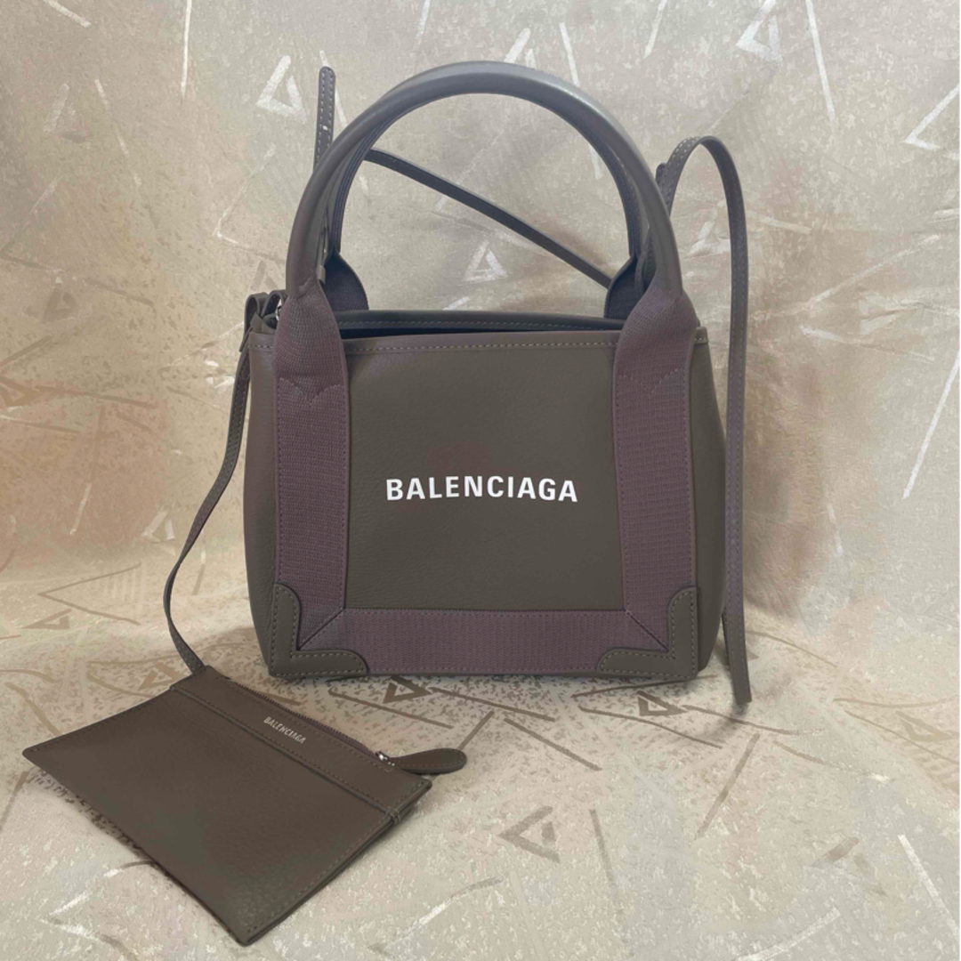 BALENCIAGA BAG(バレンシアガバッグ)のBALENCIAGA NAVY CABAS トートバッグ XS レディースのバッグ(トートバッグ)の商品写真