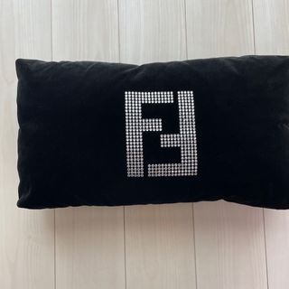 FENDI - 美品！fendicasa ラインストーンクッション