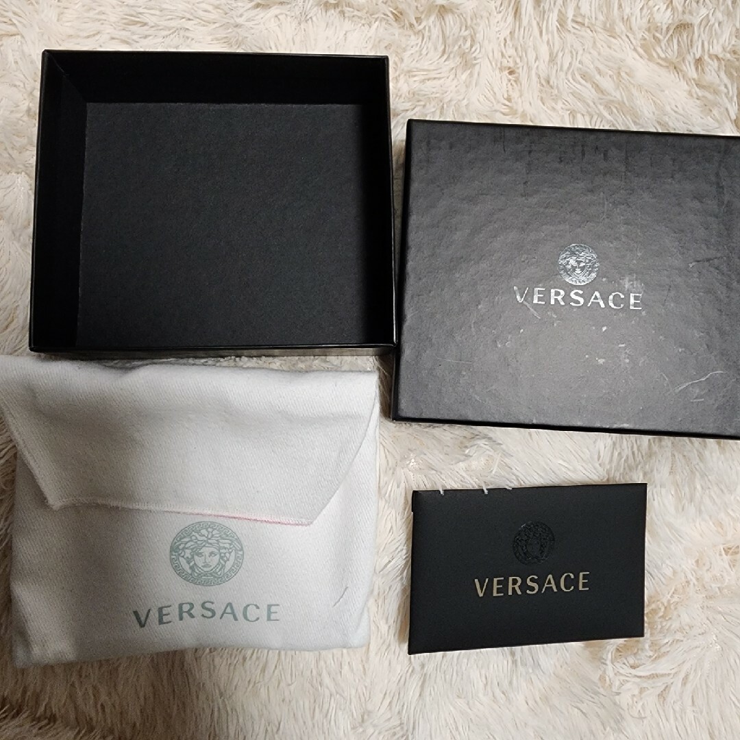 VERSACE(ヴェルサーチ)のVERSACE ヴェルサーチ バロック総柄 メドゥーサ 折り財布 メンズのファッション小物(折り財布)の商品写真