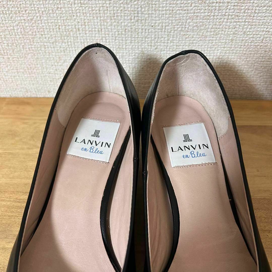 LANVIN en Bleu(ランバンオンブルー)のランバンオンブルー　パンプス　ブラック　レザー　ポインテッドトゥ　22.5cm レディースの靴/シューズ(ハイヒール/パンプス)の商品写真