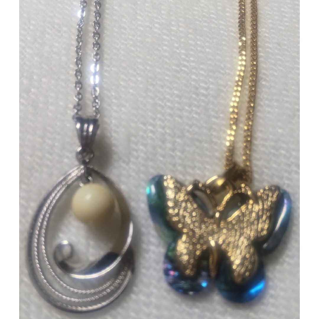 ネックレス ペンダント 6本 石 貝 蝶 七宝焼 金色 銀色 チェーン 装飾 レディースのアクセサリー(ネックレス)の商品写真