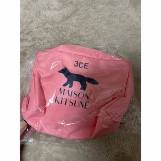 メゾンキツネ(MAISON KITSUNE')のMAISON KITSNE ポーチ　ピンク　小物入れ(ポーチ)